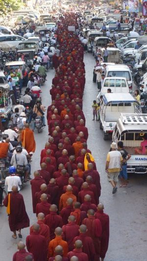 Monks Protest Letpadaung 8 Dec 2012